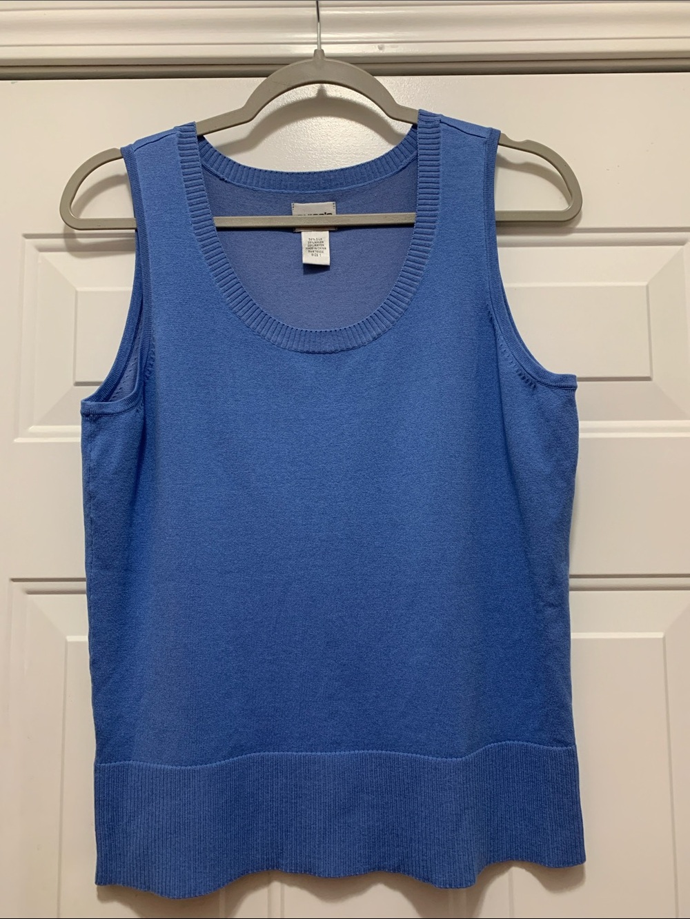3/$15 Chico's Silk Blend Knit Scoop Neck Tank or Vest Size Small (Size 1)